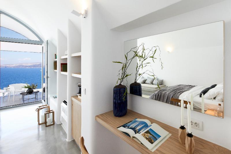 Coco-Mat Hotel Santorini Akrotírion エクステリア 写真